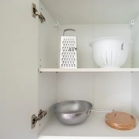 Apartment Tolstov - With 4 Or 5 - 15 Min Messe Dus & 10 Min Old Town Dus