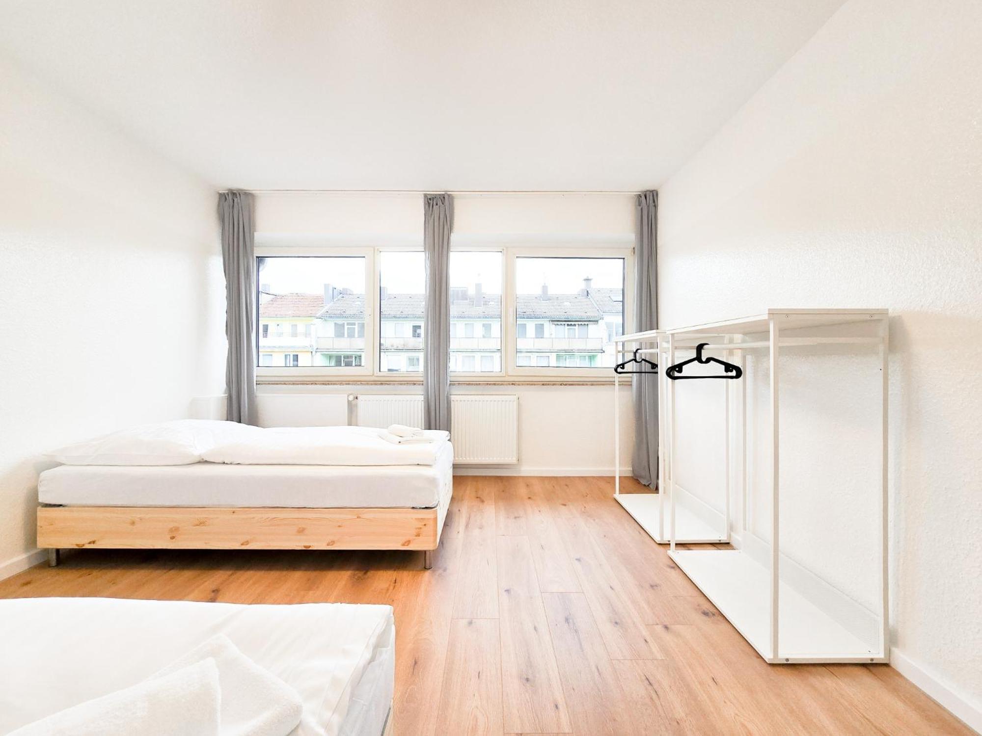 Apartment Raj Living - With 5 - 15 Min Messe Dus & 10 Min Old Town Dus *