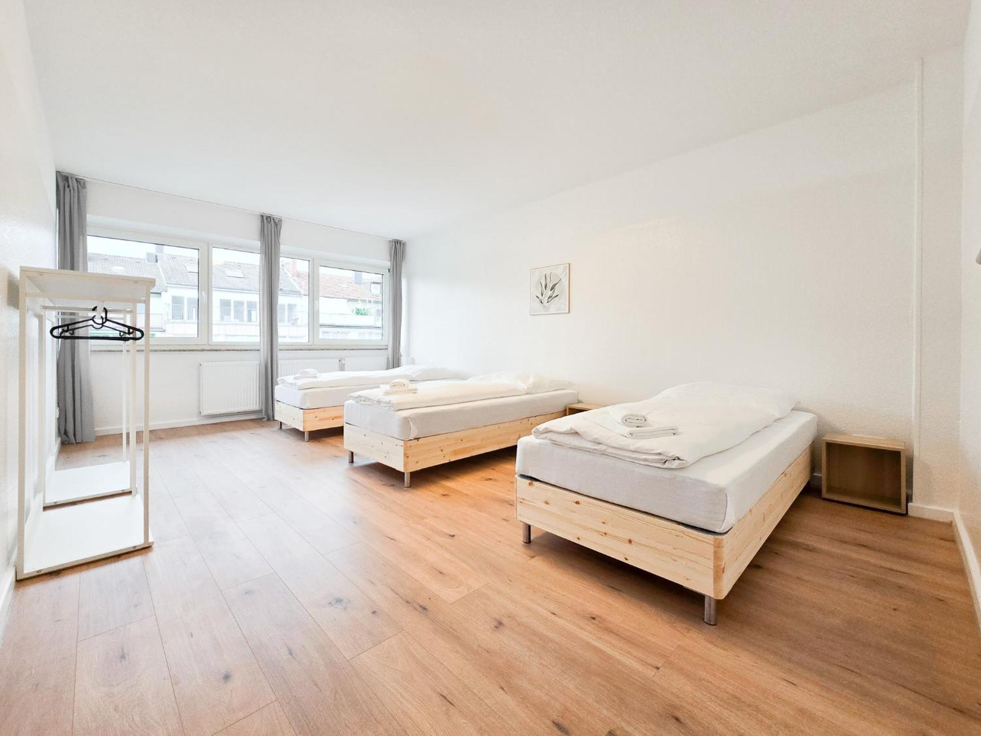 Raj Living - With 5 - 15 Min Messe Dus & 10 Min Old Town Dus * Düsseldorf